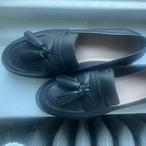 Stuart Weitzman Ultra Lug Tassel Loafer Black Sz 6.5